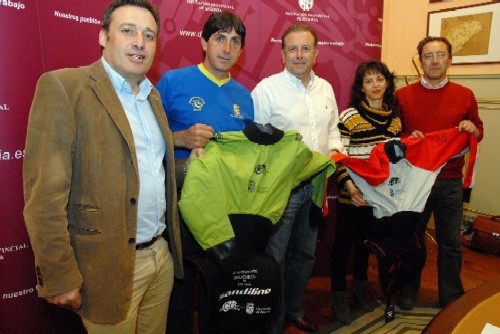 La Diputación y el Ayuntamiento de Palazuelos ayudan al piragüista David Llorente