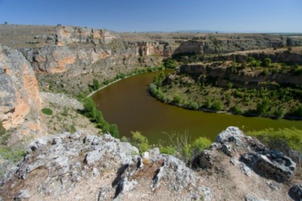 Las asociaciones de turismo rural y activo de Segovia preocupadas por la normativa de turismo rural