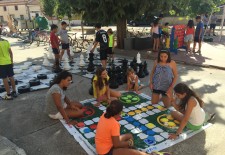 El Circuito de Juegos Infantiles Populares en tamaño gigante recorre diferentes municipios de la provincia