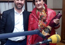 Yolanda Gil ganadora del Jamón Ibérico de Cebo Faustino Prieto sorteado por Radio Segovia