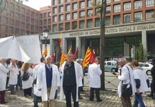 Desconvocada la manifestación de médicos por un principio de acuerdo con la Consejería